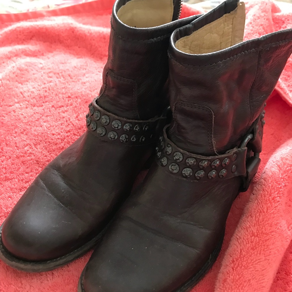 Frye Philip studded  harness,